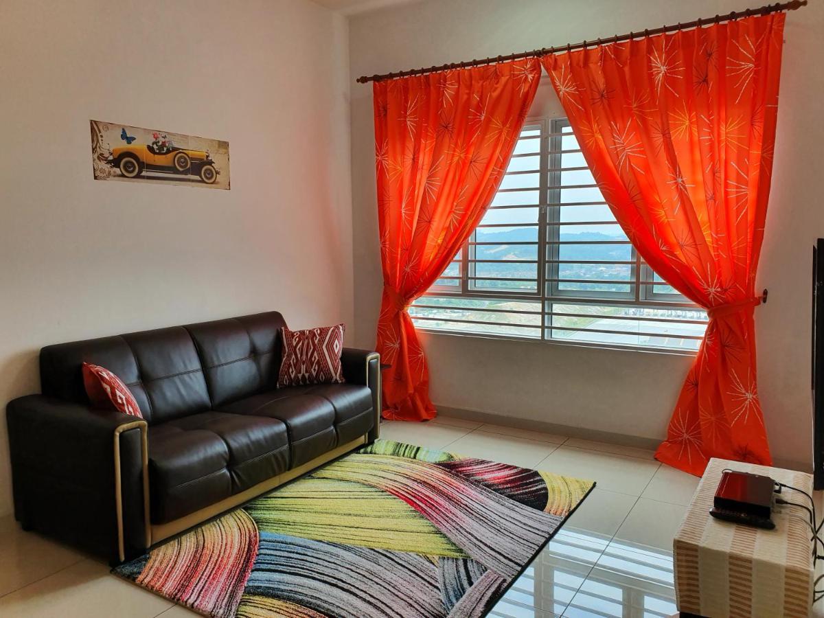 Az Homestay @ Southville City Банги Екстериор снимка